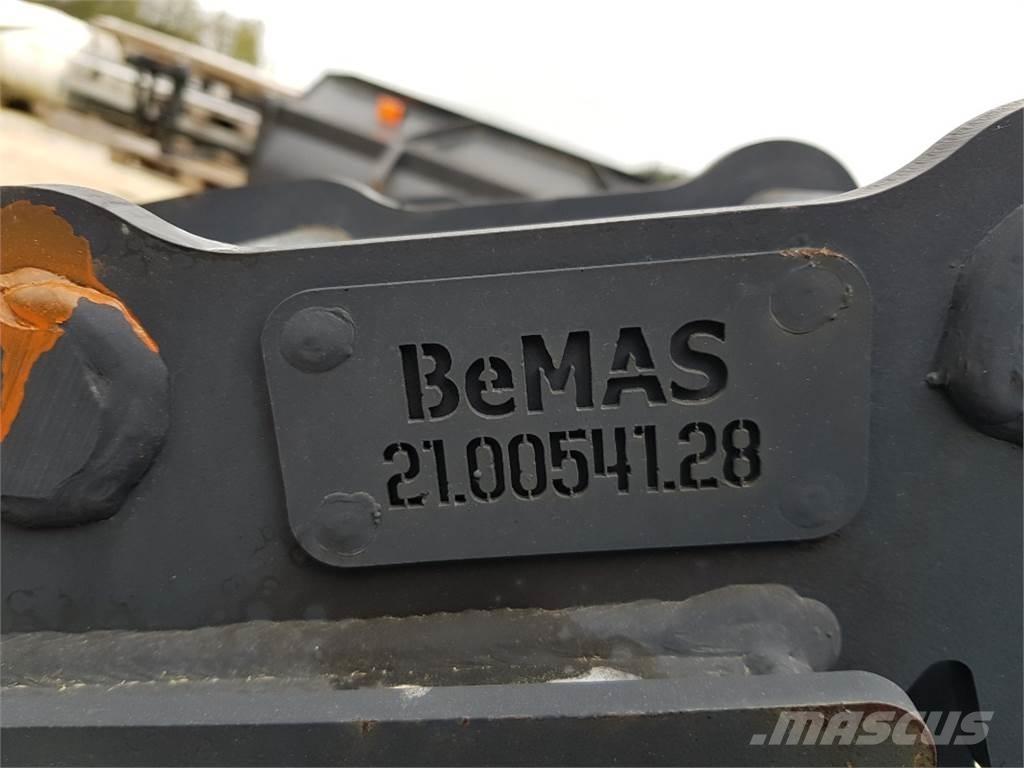  Bemas TL 300 SW010 Hĺbkové lopaty