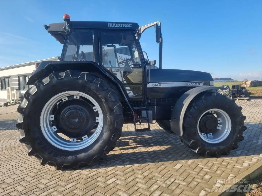 CASE 5140 Traktory