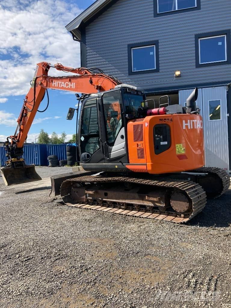 Hitachi ZX 135 US-6 Pásové rýpadlá