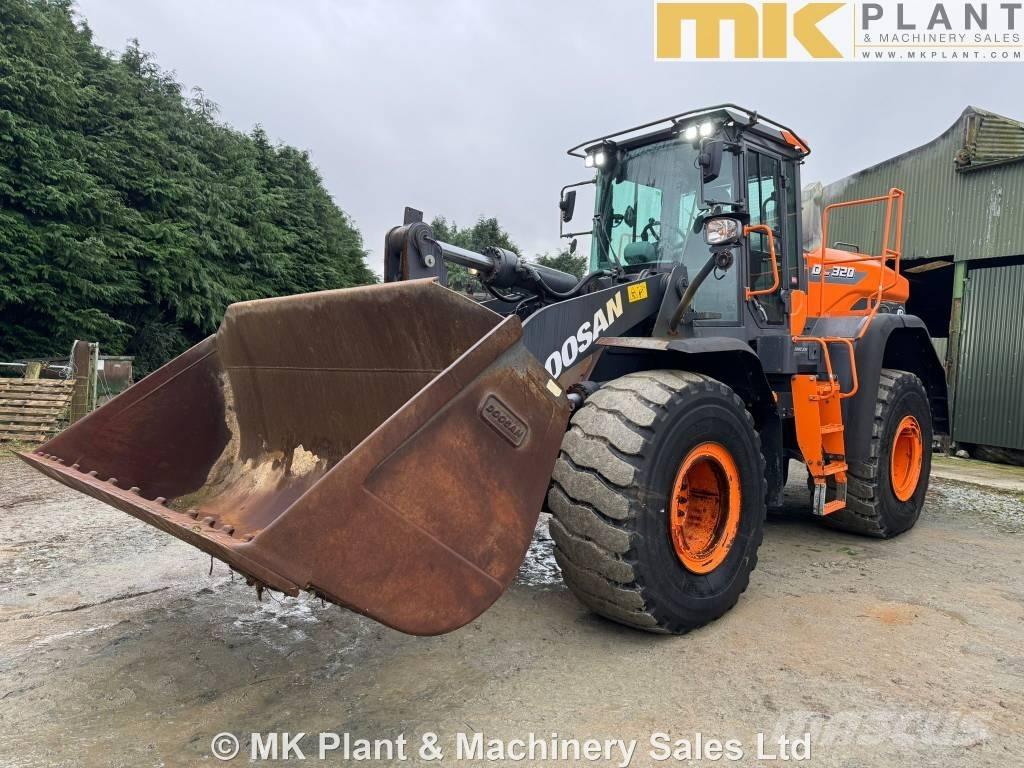 Doosan DL 320-7 Kolesové nakladače