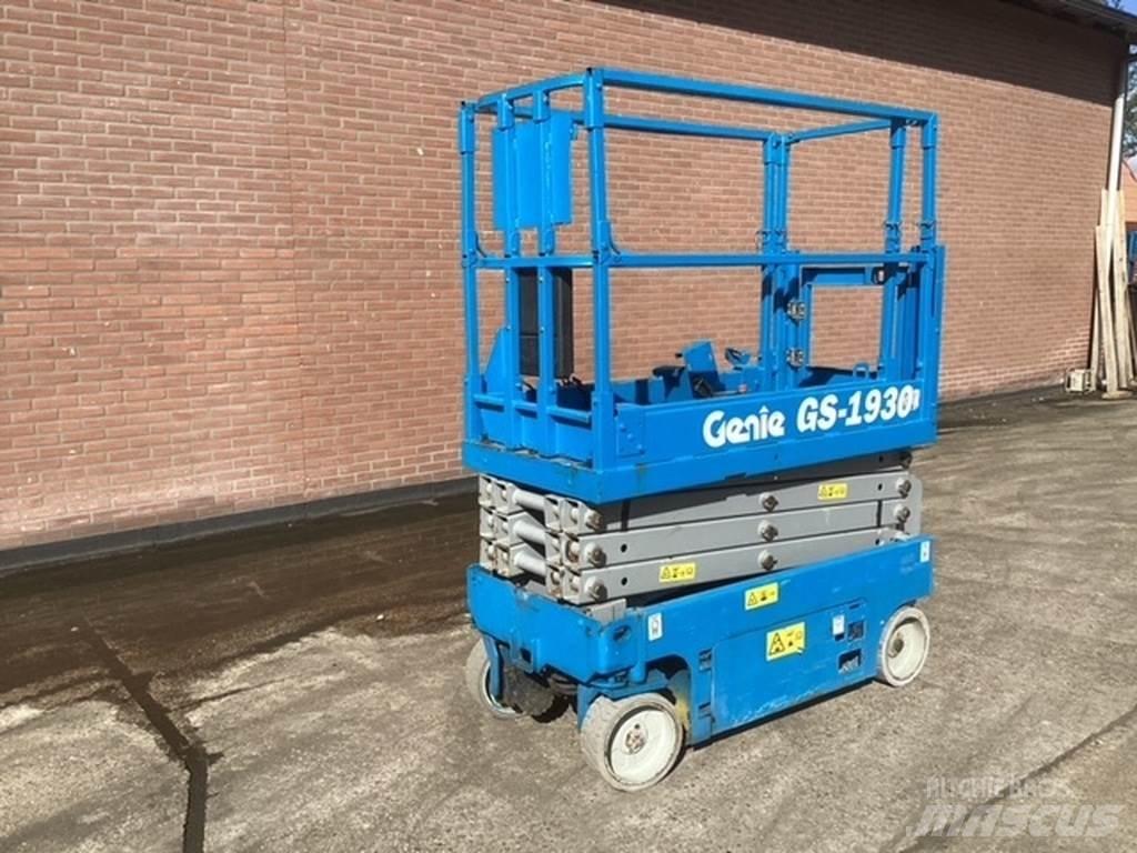 Genie GS1930 Nožnicové zdvíhacie plošiny