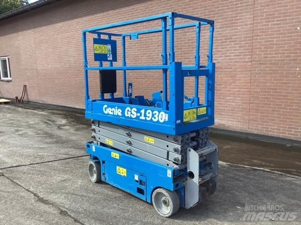 Genie GS1930 Nožnicové zdvíhacie plošiny