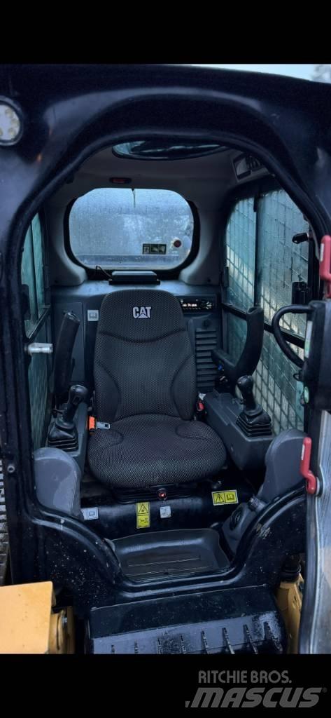 CAT 289 D Šmykom riadené nakladače