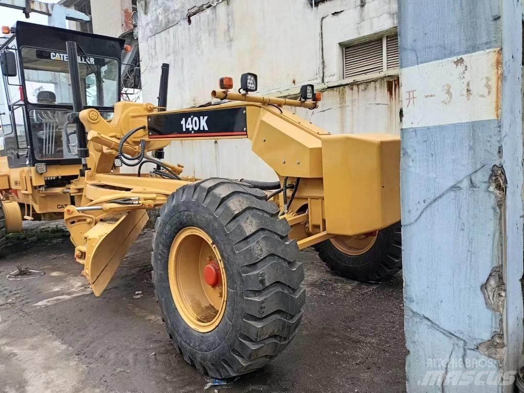 CAT 140 H Grejdery