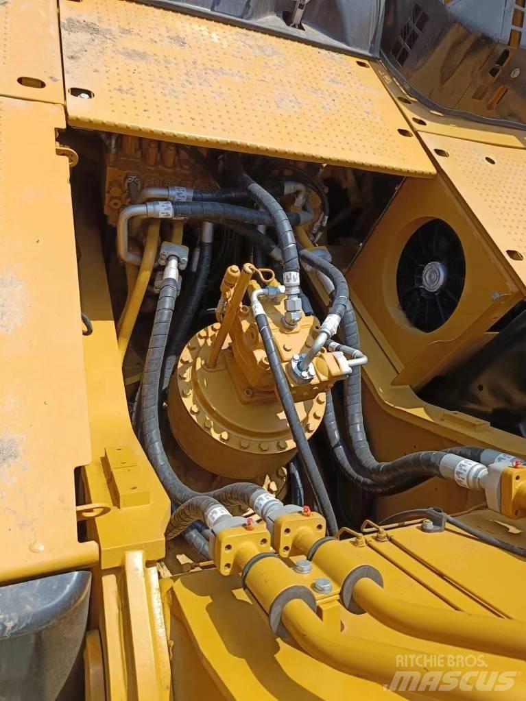 CAT 336 D2 Pásové rýpadlá