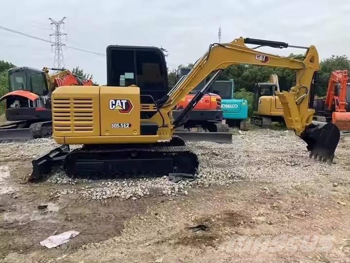 CAT 305.5 E 2 Pásové rýpadlá