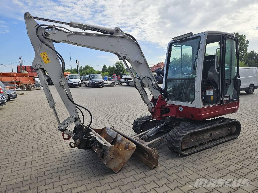 Takeuchi TB 235 Mini rýpadlá < 7t