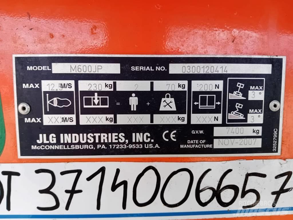 JLG M 600 JP Kĺbové plošiny
