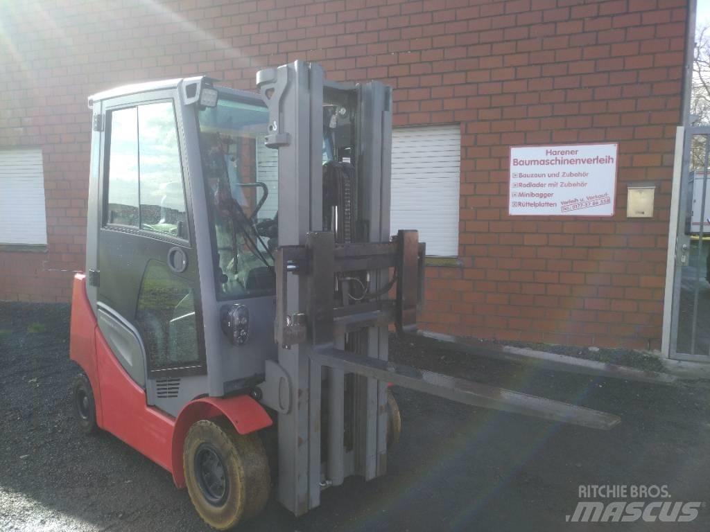 Jungheinrich TFG 320 LPG vozíky