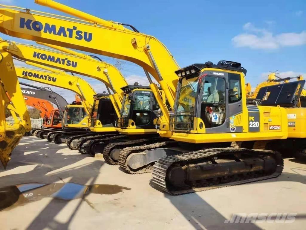 Komatsu 220-8 Pásové rýpadlá