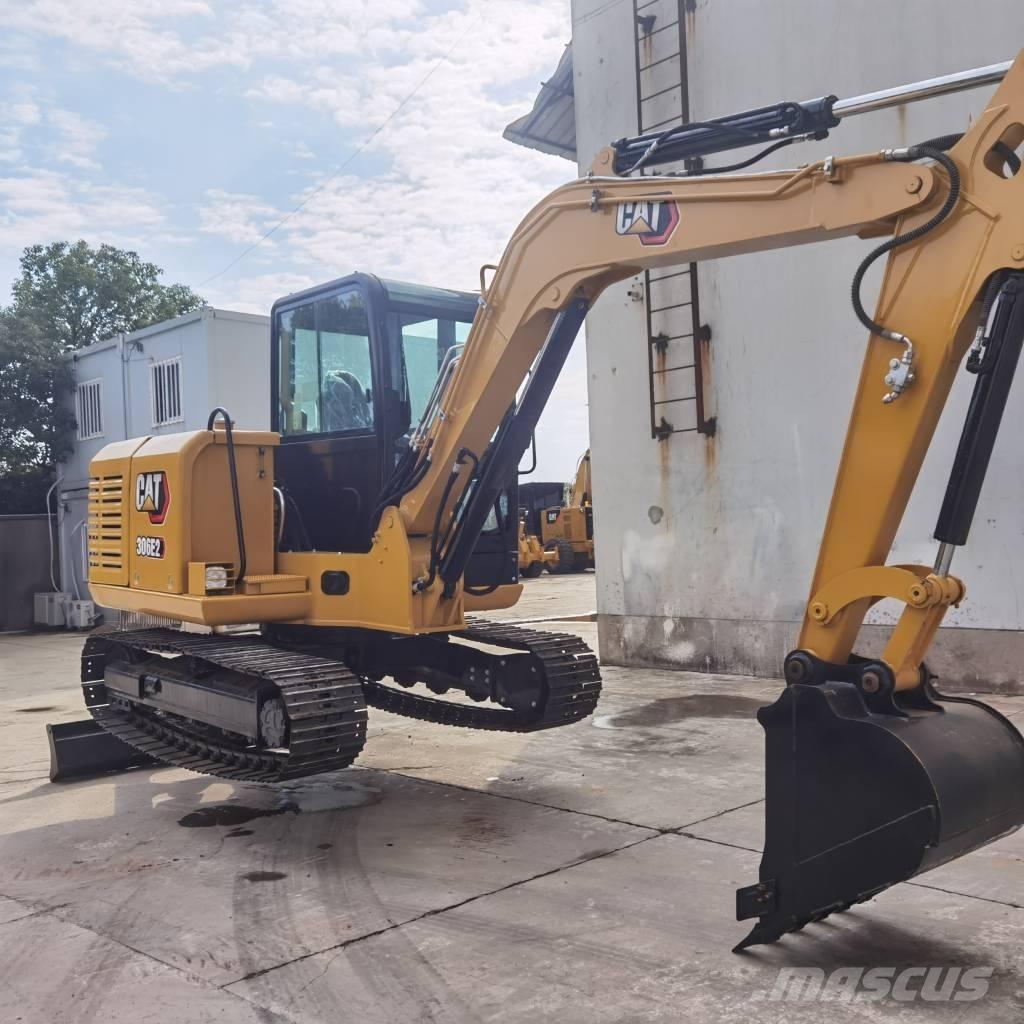 CAT 306E2 Mini rýpadlá < 7t