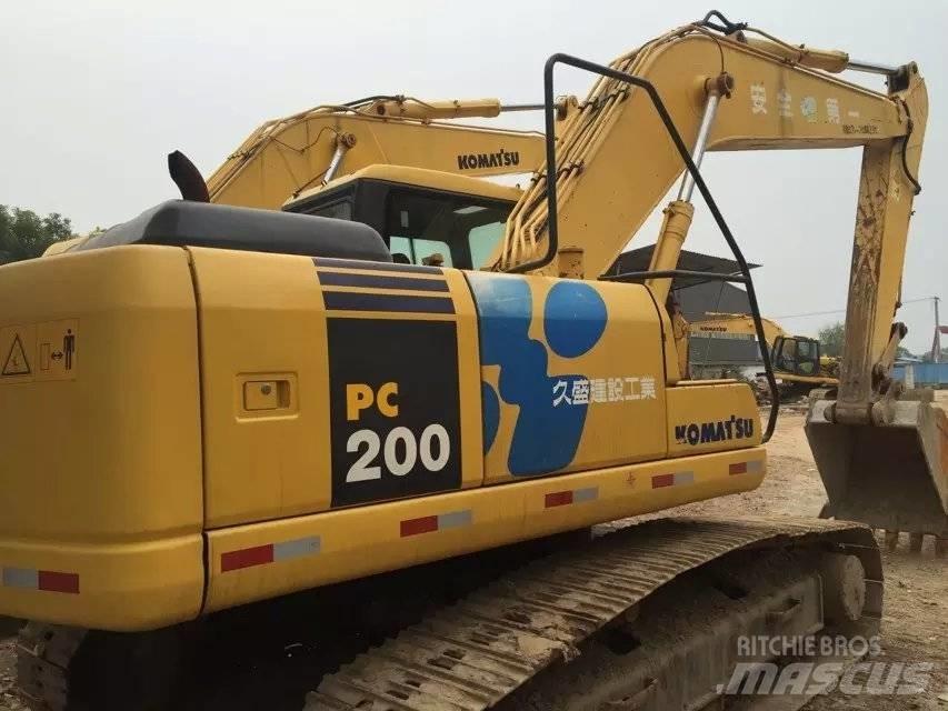 Komatsu pc200-7 Pásové rýpadlá