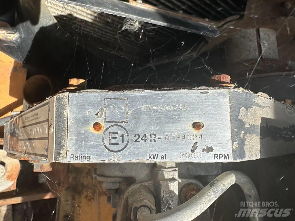 CASE 6T-590 ENGINE Motory