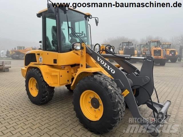 Volvo L 30 G Kolesové nakladače