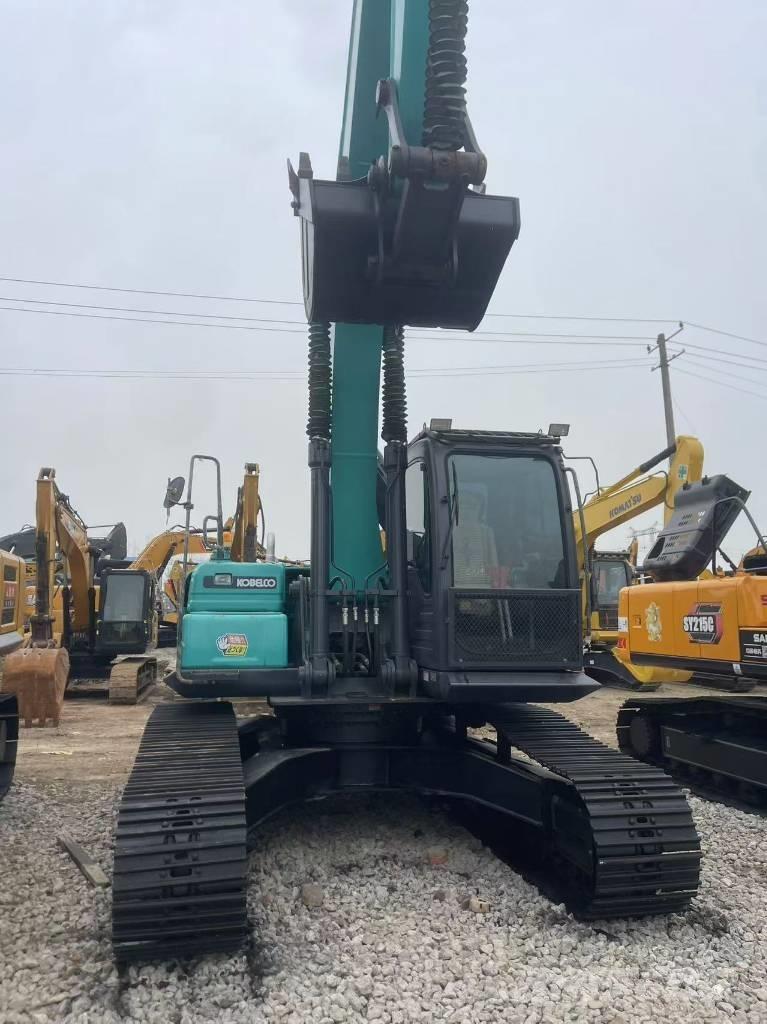 Kobelco SK 200 Pásové rýpadlá
