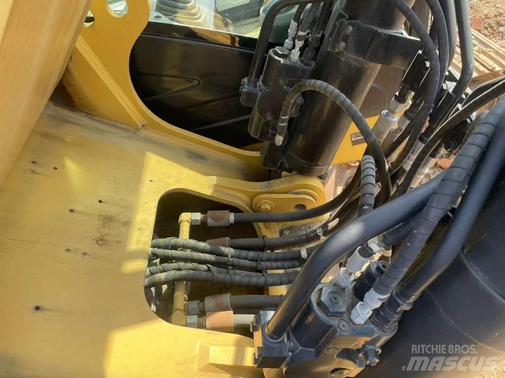 CAT 329 D Pásové rýpadlá