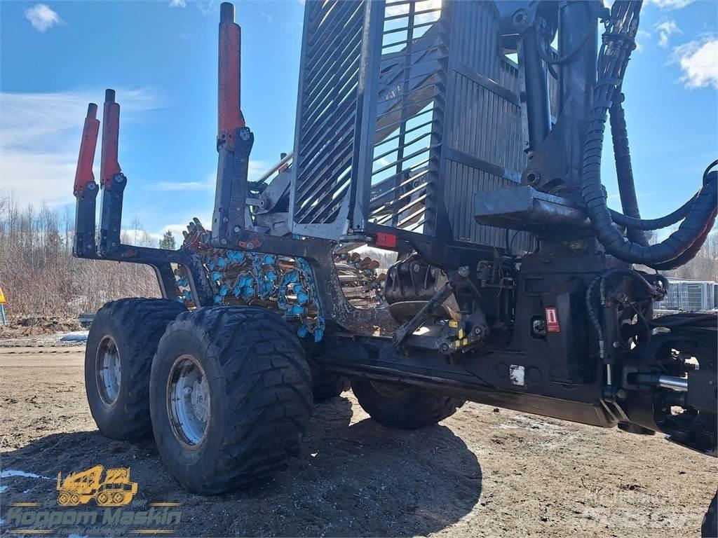 Komatsu 895 Harvestory