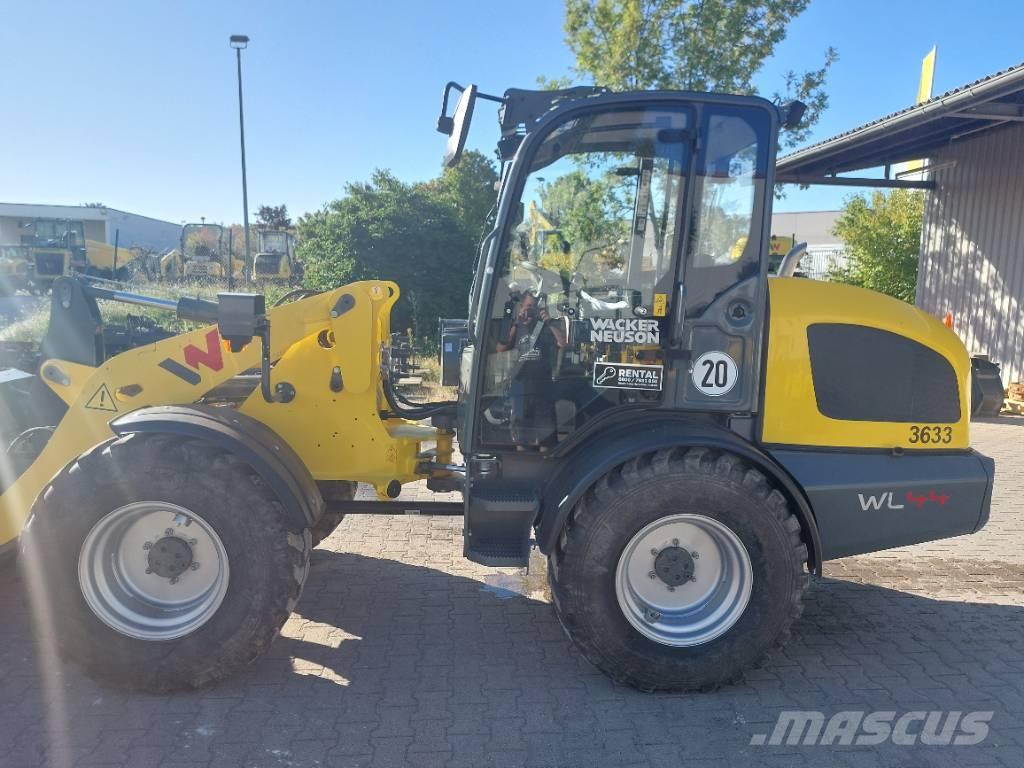 Wacker Neuson WL44 Kolesové nakladače
