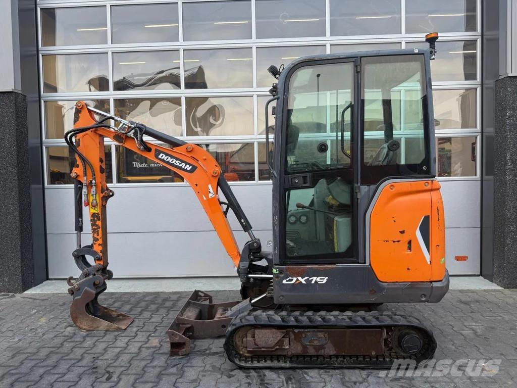 Doosan DX19 Mini rýpadlá < 7t