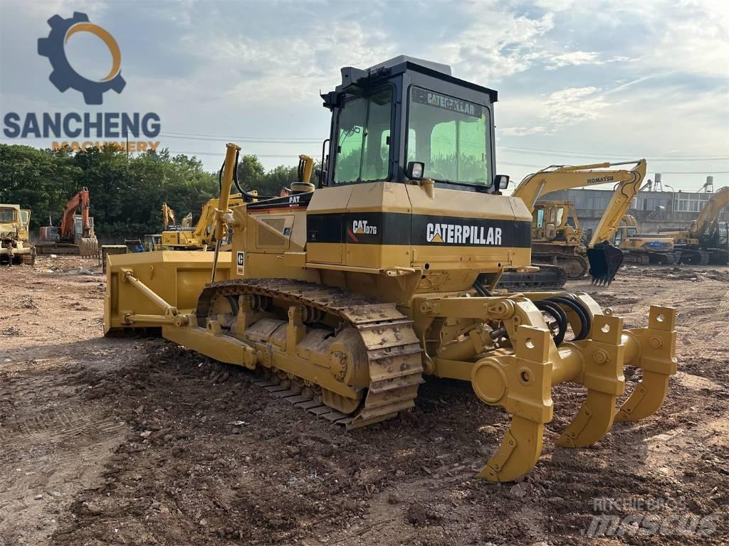 CAT D7G Pásové dozéry