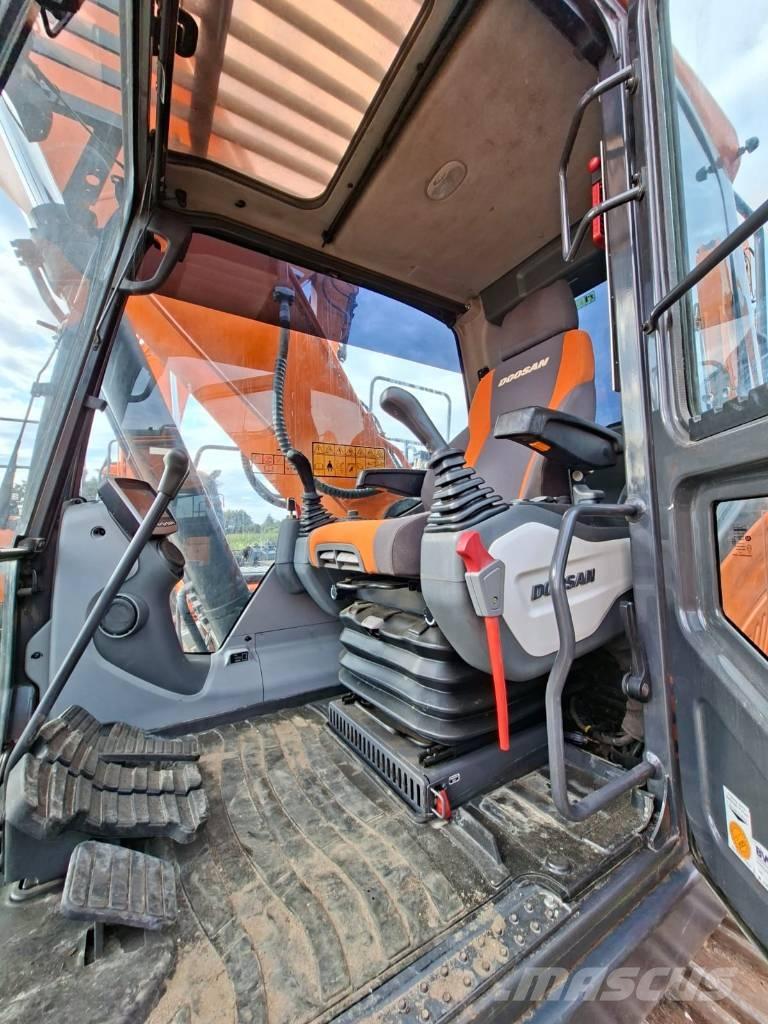 Doosan DX255LC-5 Pásové rýpadlá