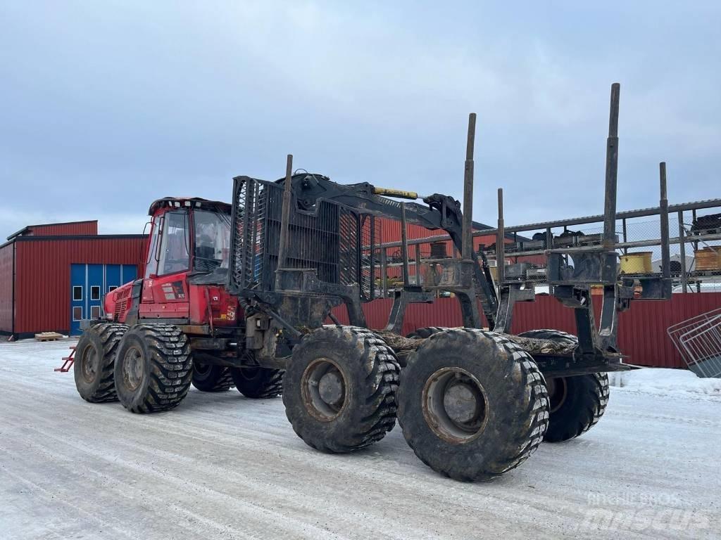 Komatsu 895 Lesné traktory