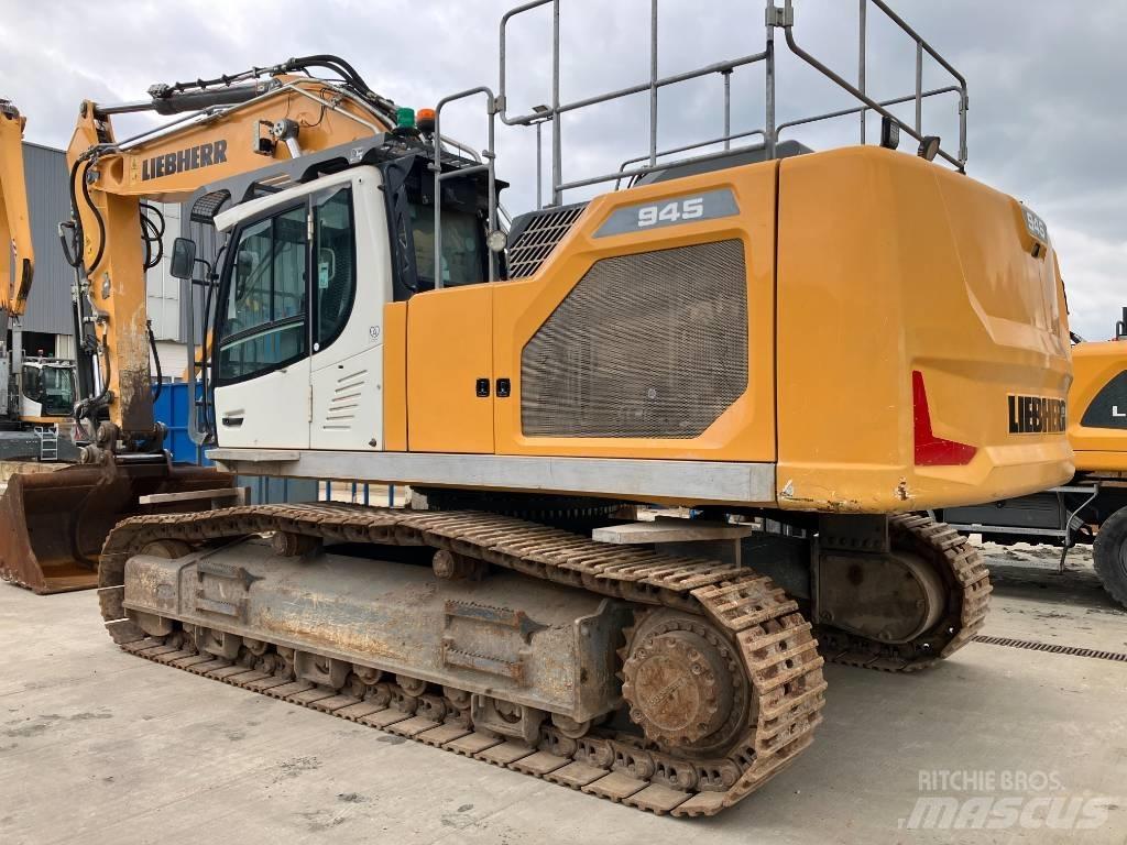 Liebherr R 945 Pásové rýpadlá