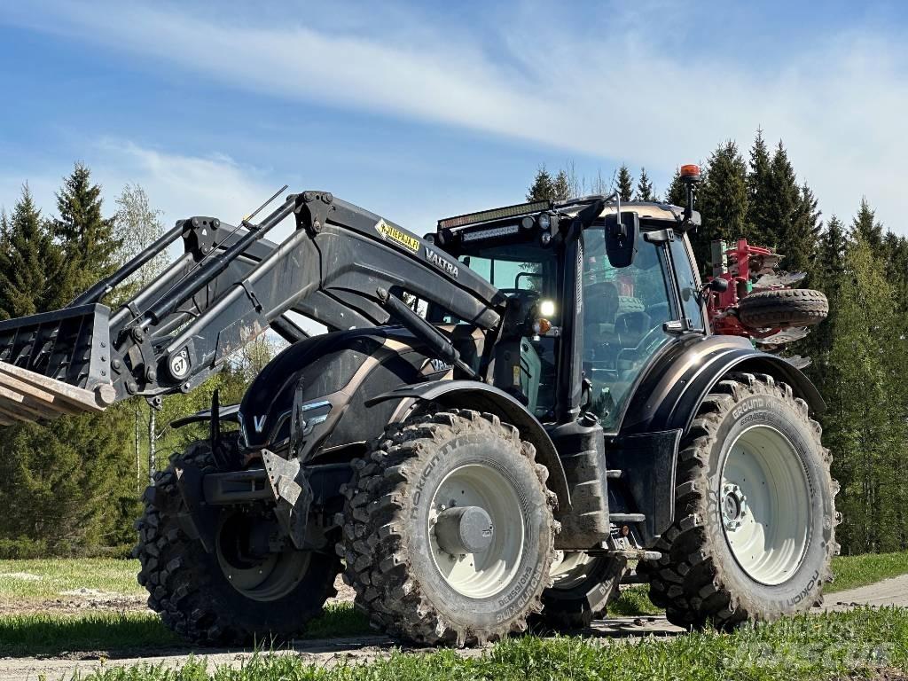 Valtra T 255 Versu Traktory