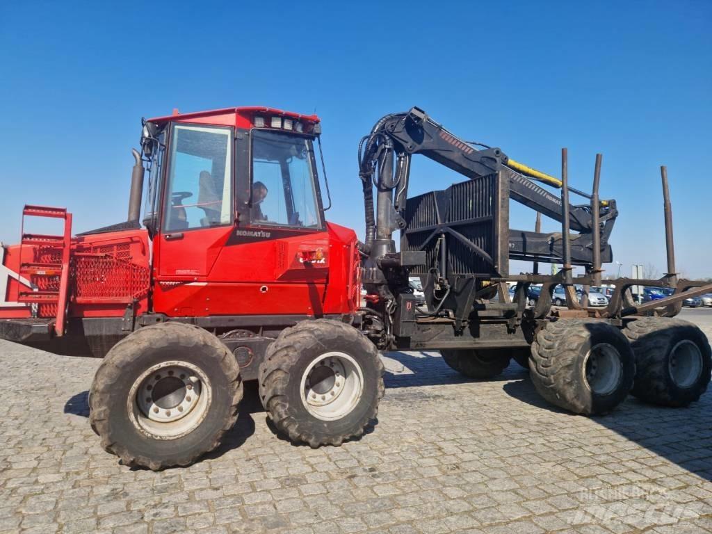 Komatsu 840 TX Lesné traktory