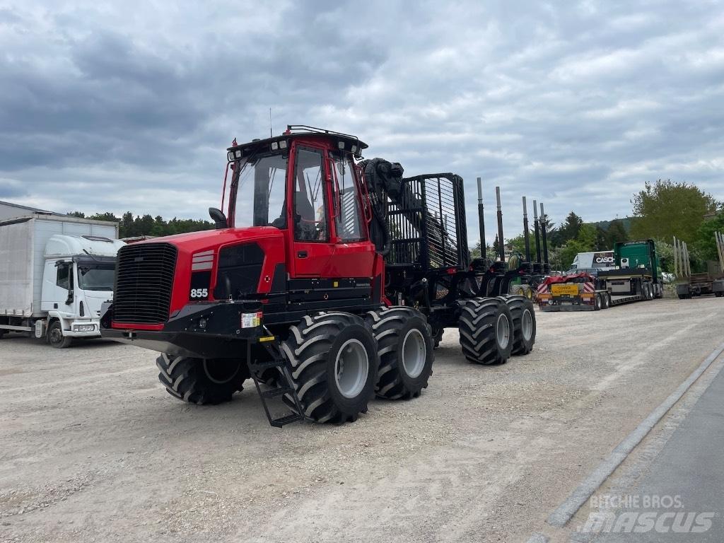 Komatsu 855 Lesné traktory