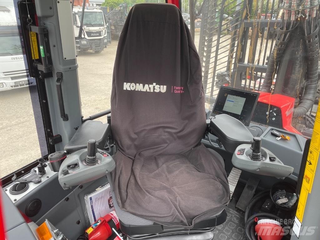 Komatsu 855 Lesné traktory
