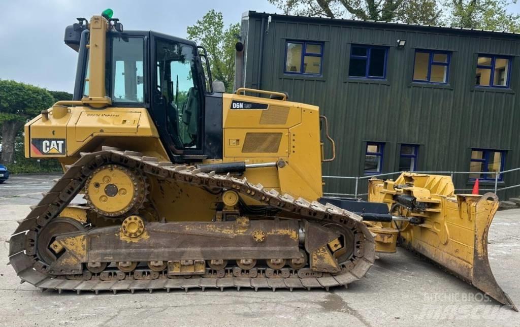 CAT D 6 N LGP Pásové dozéry