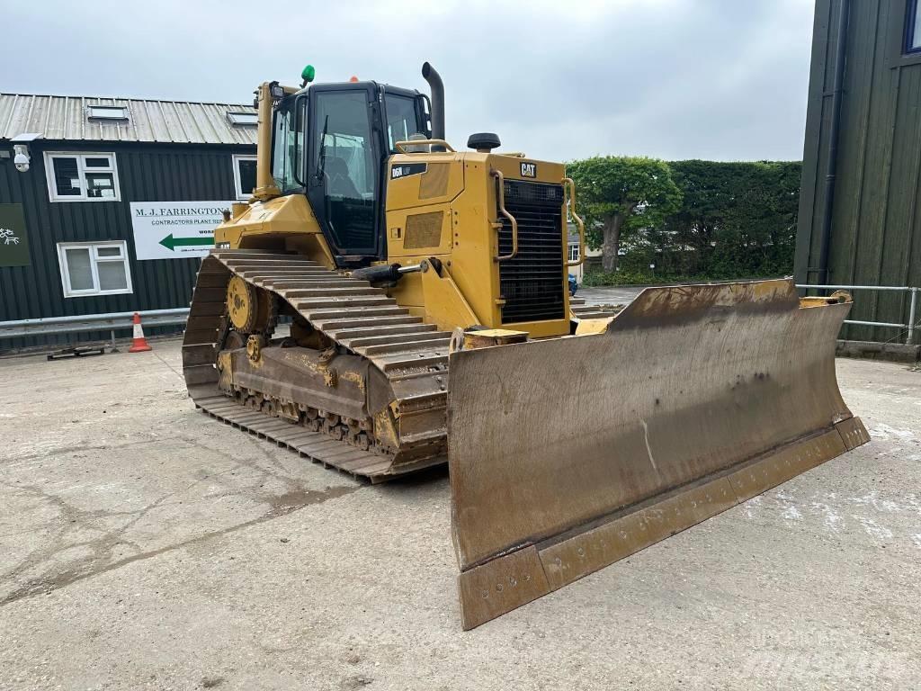 CAT D 6 N LGP Pásové dozéry