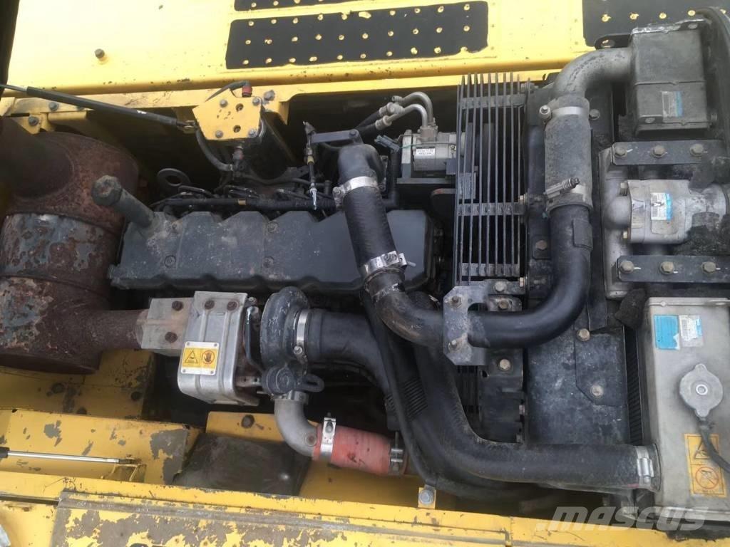 Komatsu pc220-8 Pásové rýpadlá