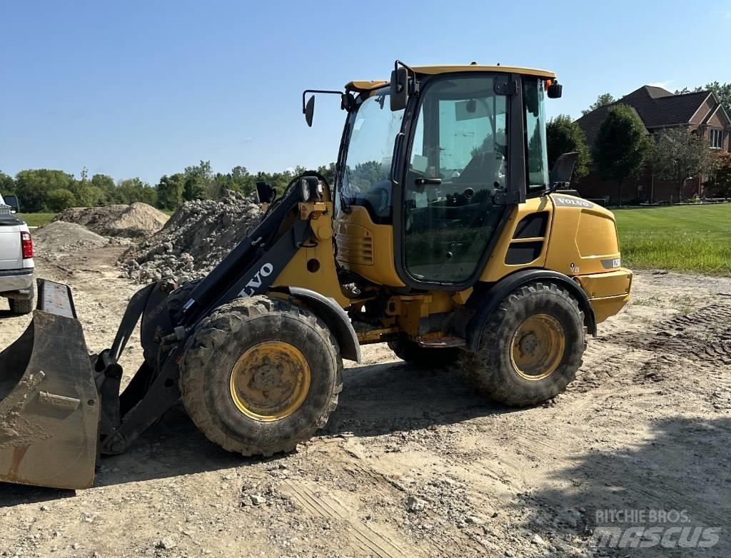 Volvo L 25 H Kolesové nakladače