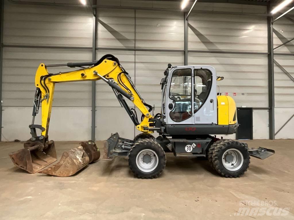 Neuson EW 100 Kolesové rýpadlá