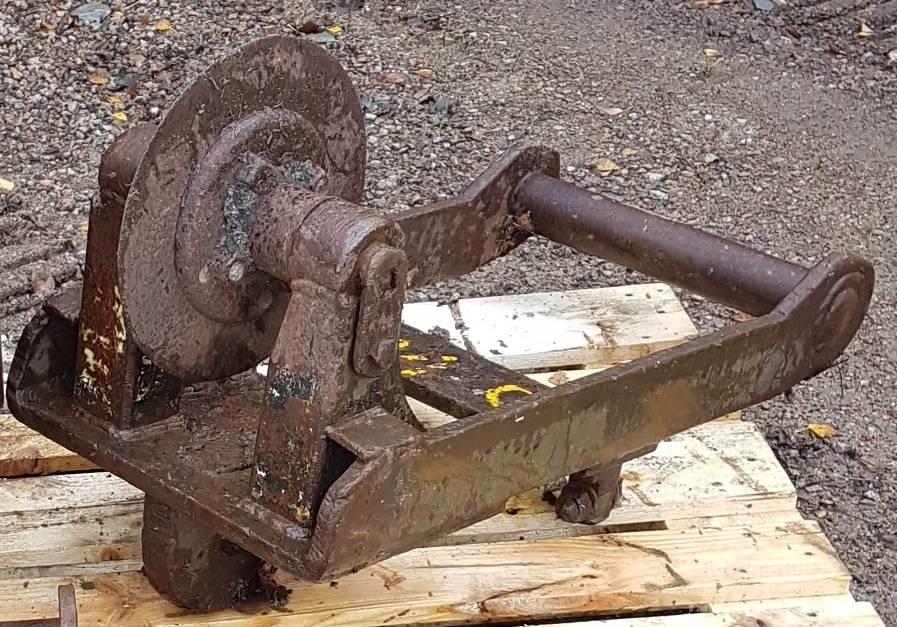  Asfaltsskärare B20 Frézy, nožnice