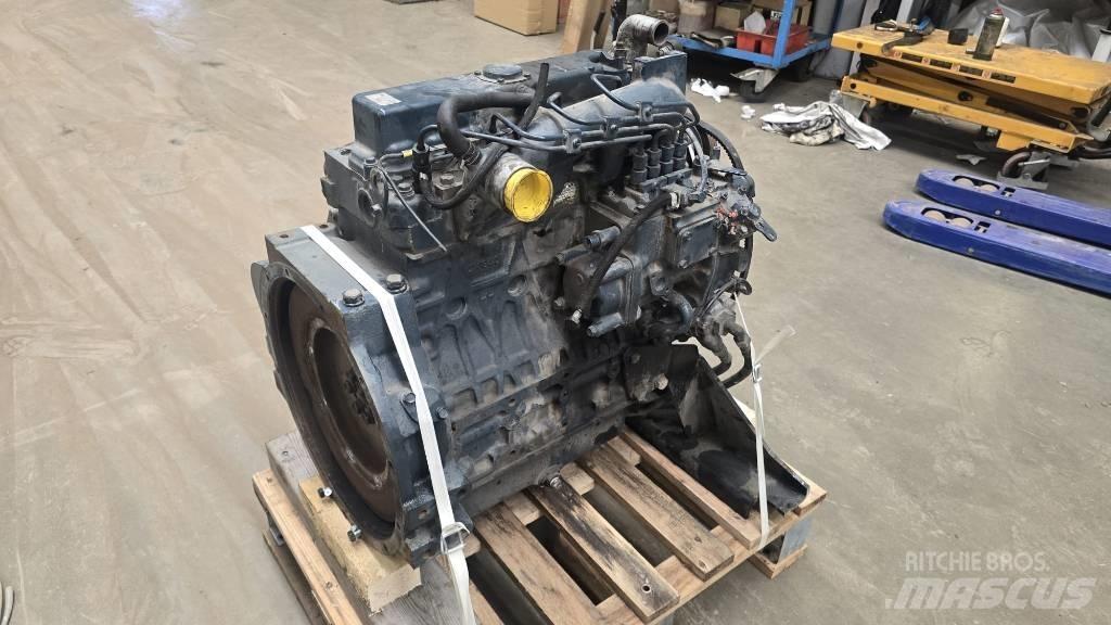 Kubota V2403 Motory