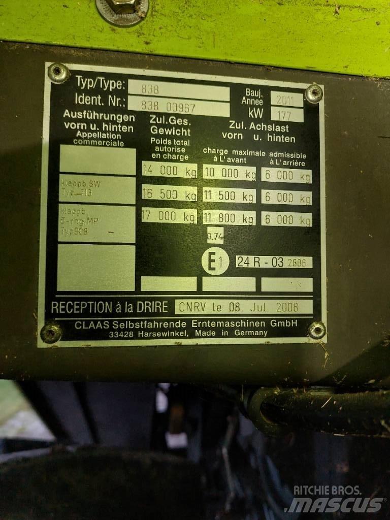 CLAAS Tucano 430 Kombinované zberacie stroje
