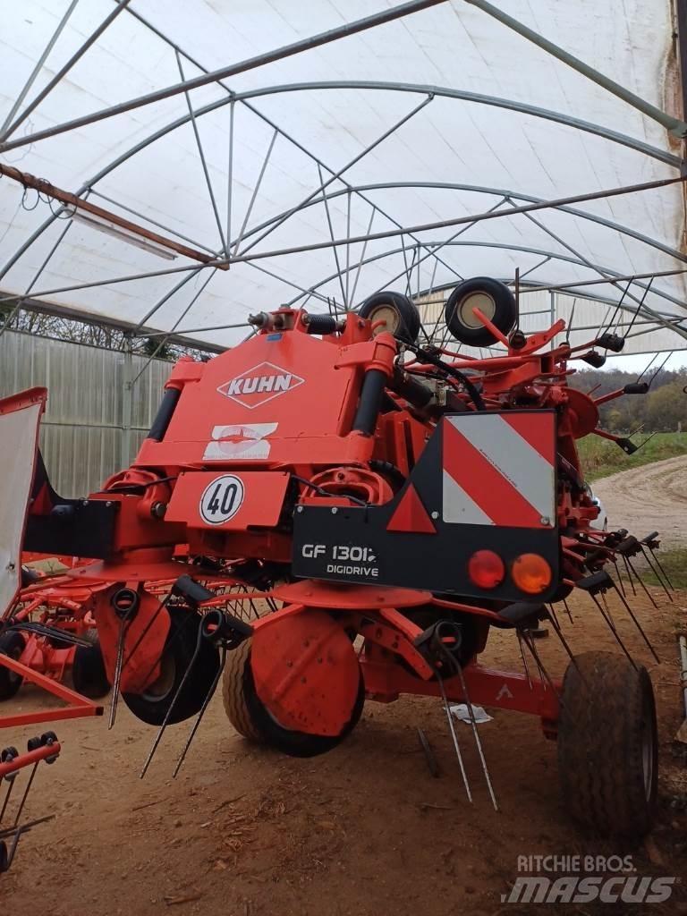 Kuhn GF 13012 Obracače a zhrabovače sena