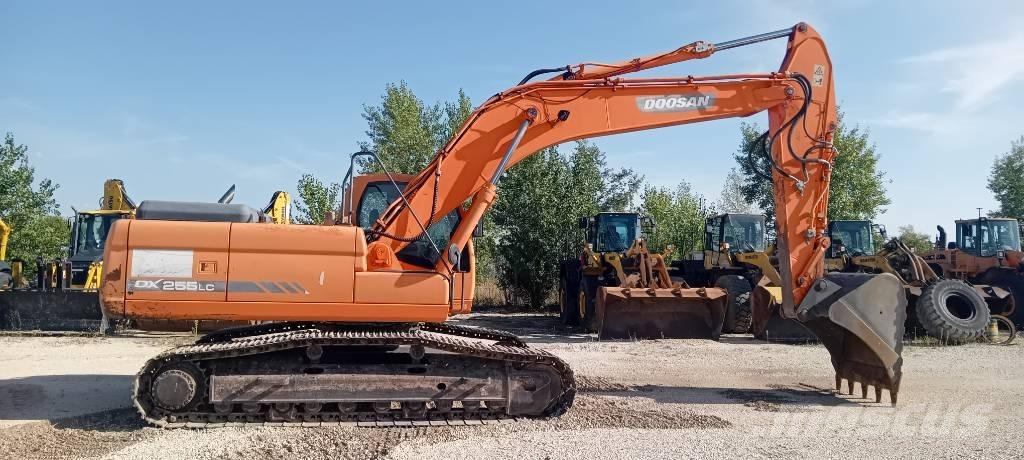 Doosan DX 255 LC Pásové rýpadlá
