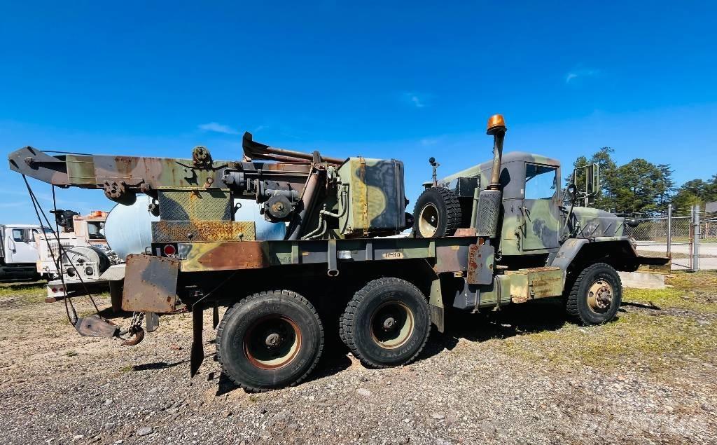 AM General M936 Vyslobodzovacie vozidlá