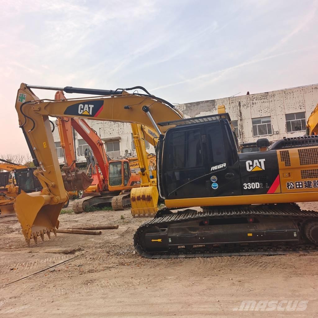 CAT 320 D 2 L Pásové rýpadlá