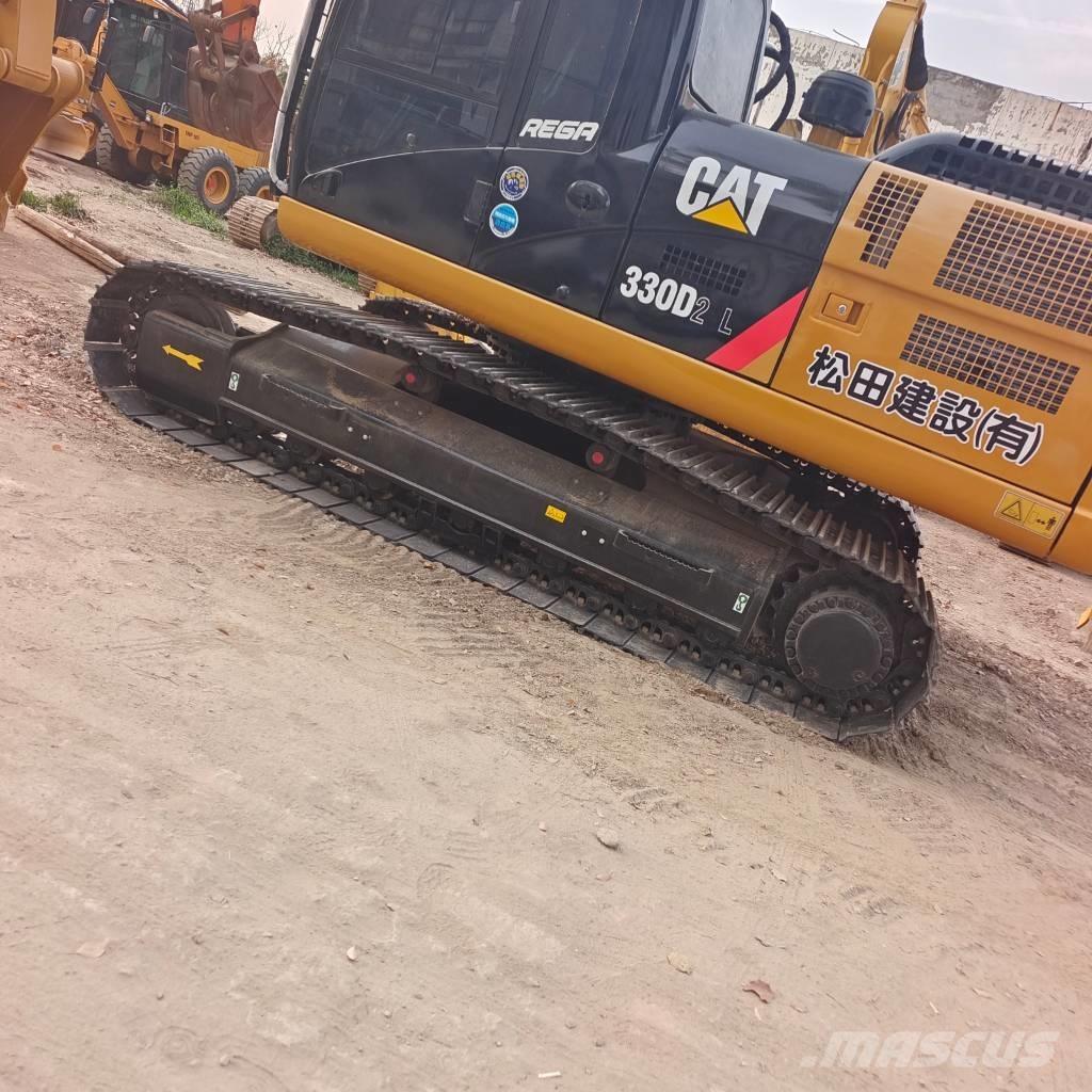 CAT 320 D 2 L Pásové rýpadlá