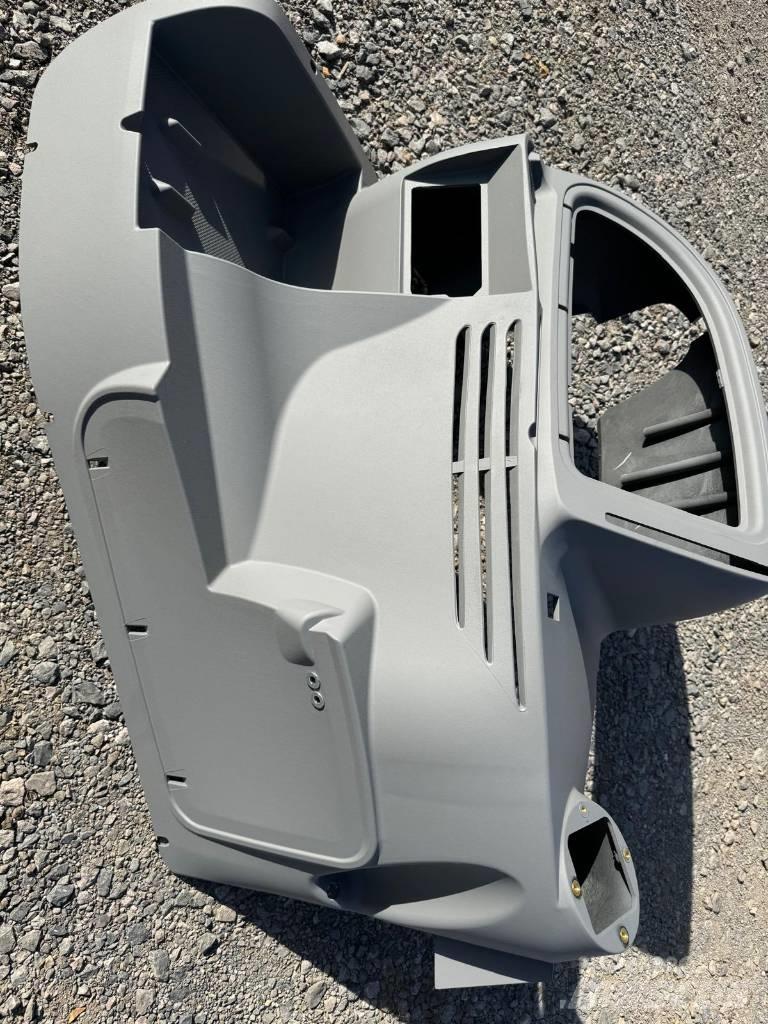 JCB 3 CX Side Panel Kabíny a interiér