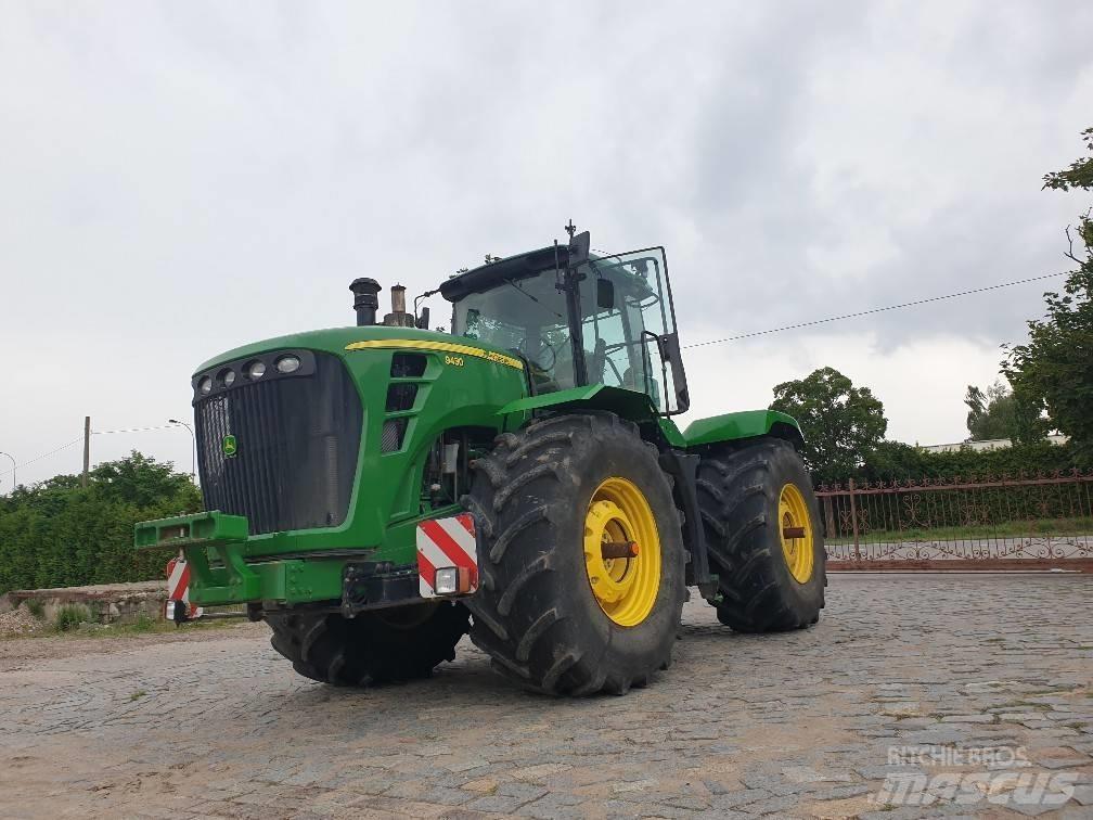 John Deere 9430 Traktory