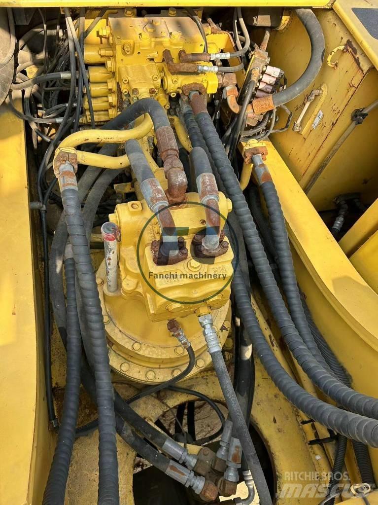 Komatsu PC 360 Pásové rýpadlá