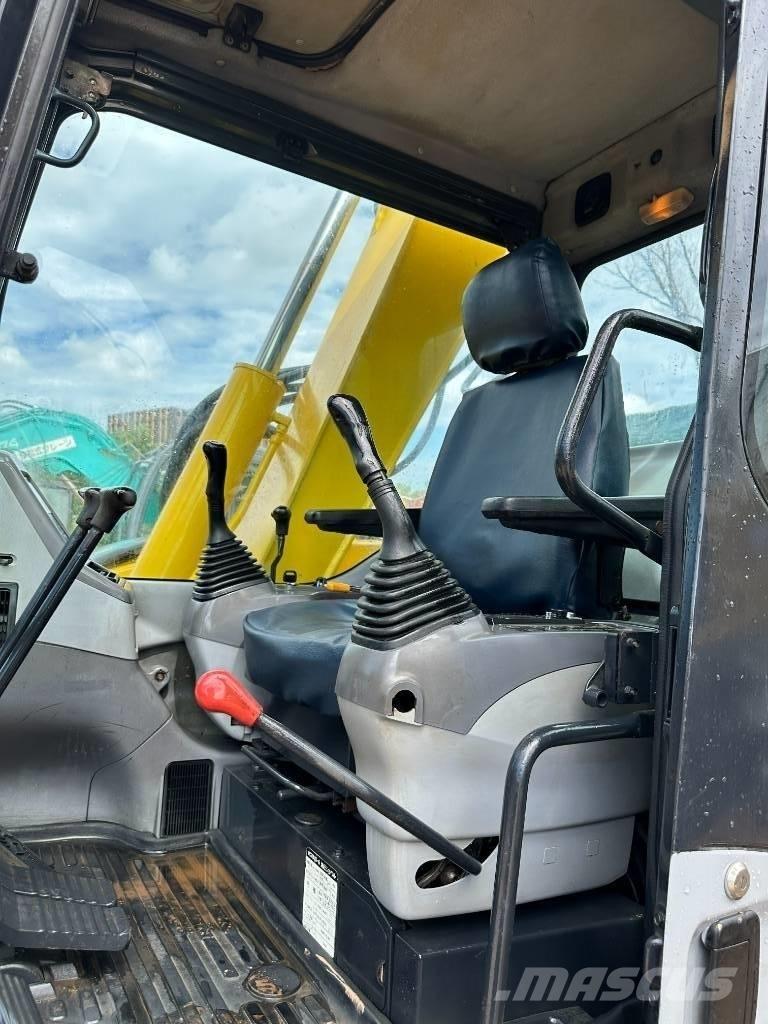 Komatsu PC 78 US-6N0 Pásové rýpadlá