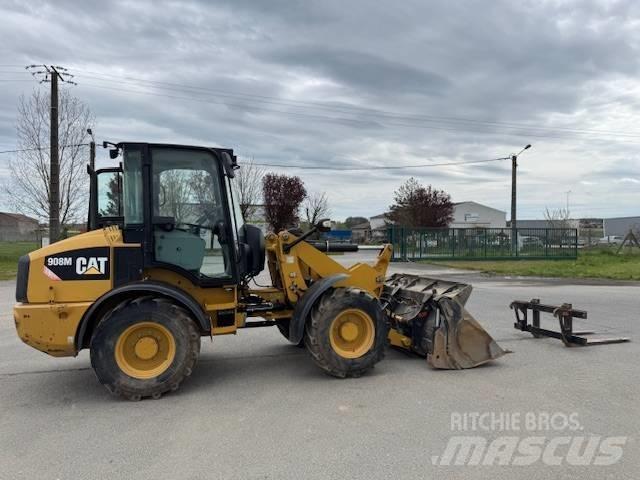 CAT 908 M Kolesové nakladače