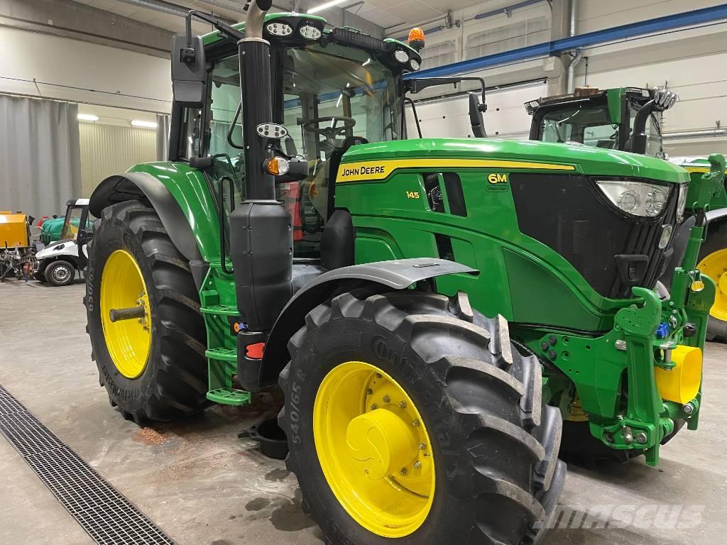 John Deere 6M145 Traktory